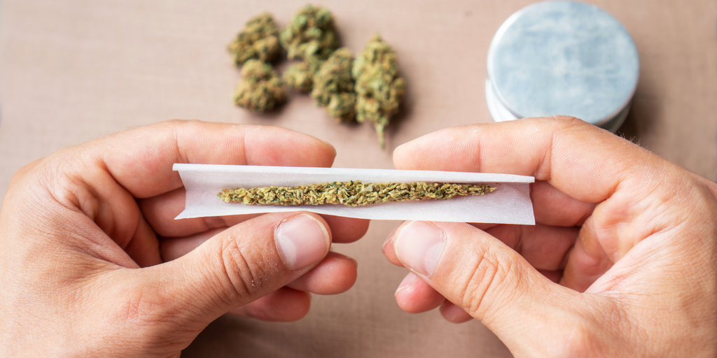 How To Roll A Perfect Joint: Easy Instructions For Beginners
