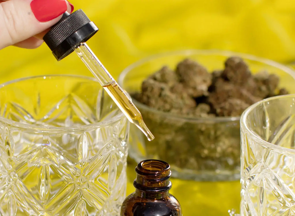 Does CBD Oil Expire? How To Check If Your Oil Is Safe (Do This)